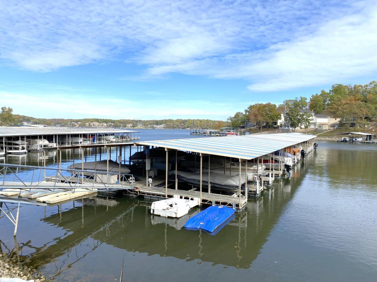 B Lakefront! Remodeled, Boat Slip, Patio Views, Pool, Boat Ramp, Wifi Osage Beach Eksteriør billede